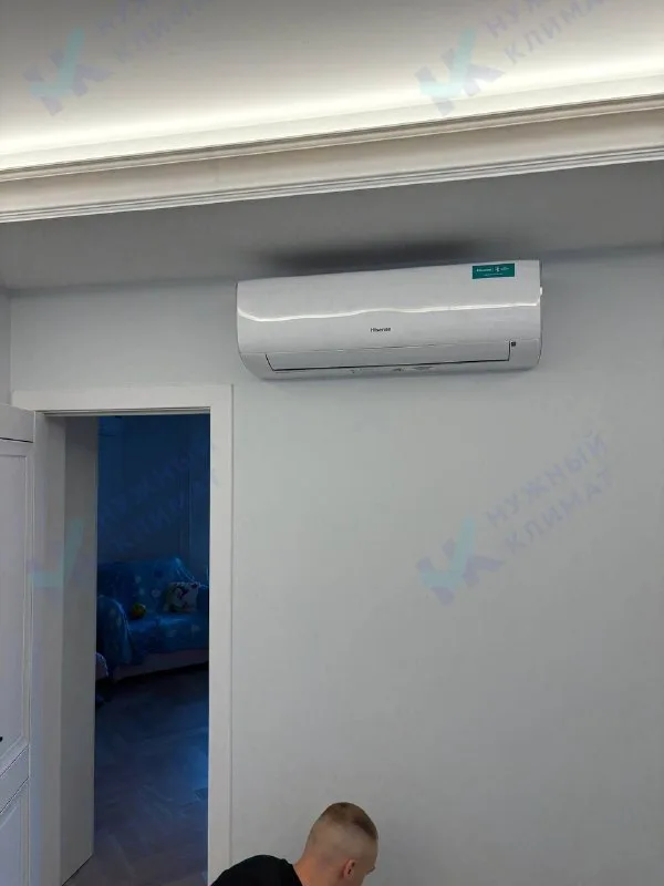 Два кондиционера Hisense ZOOM для спальни и гостиной